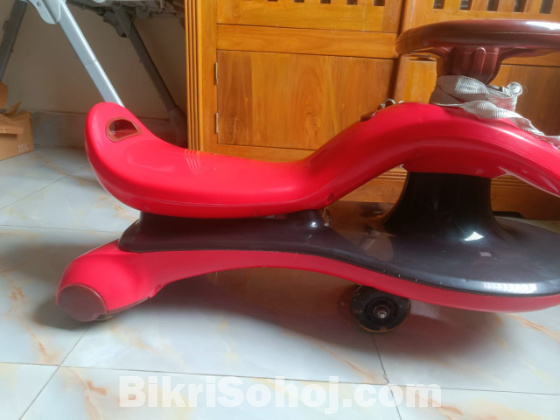 শিশুদের খেলনা ও আইটেম